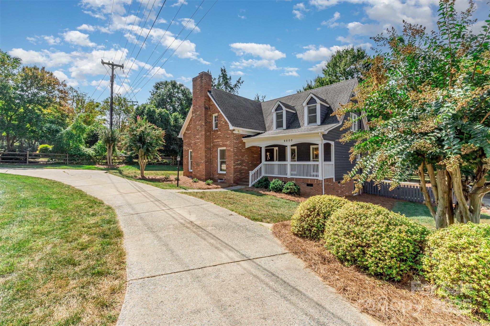 6800 Old Providence Road