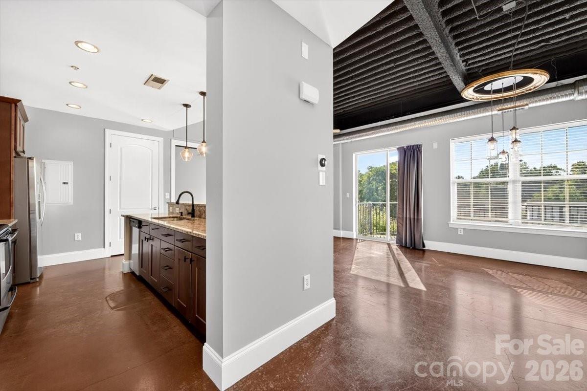 2338 Yadkin Avenue 506