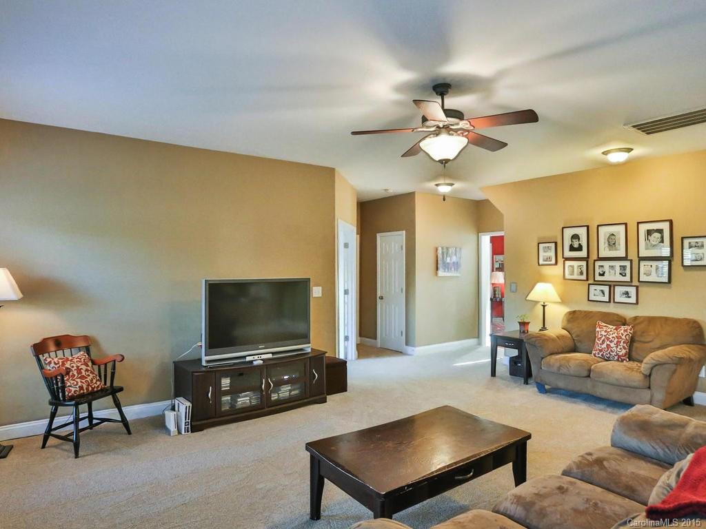 Moss Creek Village - Residential