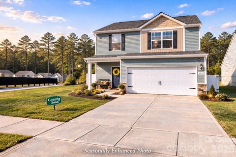 Photo of 2215 Transatlantic Avenue, Charlotte, NC 28215 (MLS # 4349079)