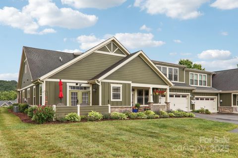 34 Brookstone Place Candler NC 28715
