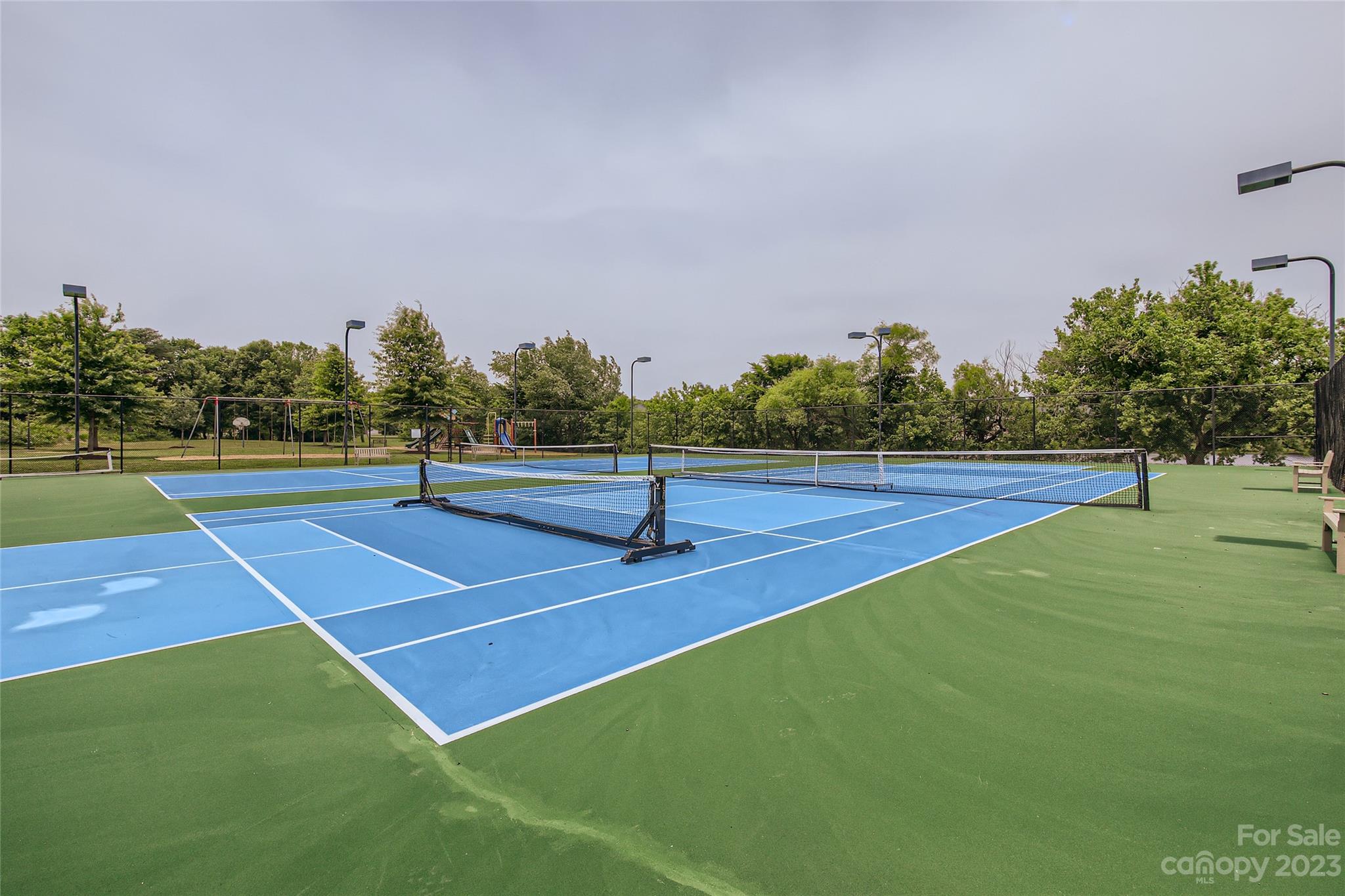 Beacon Knoll Villas - Residential