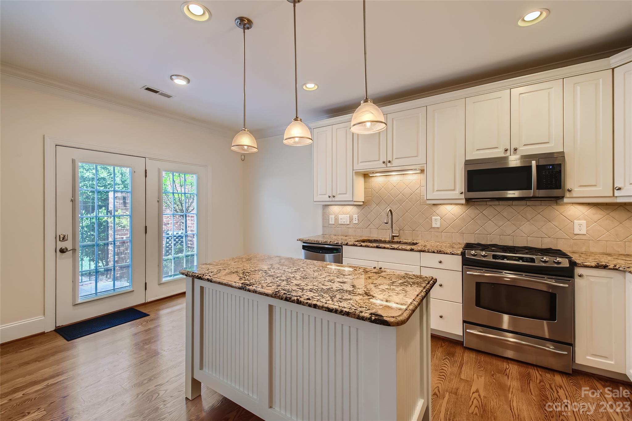 Beacon Knoll Villas - Residential