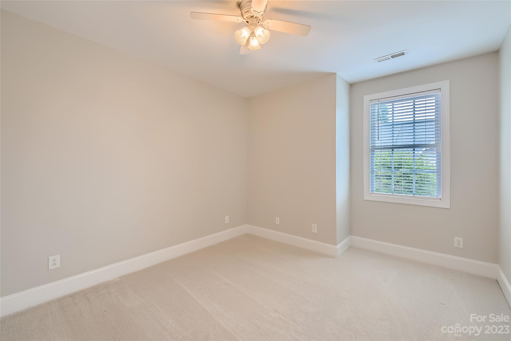 Beacon Knoll Villas - Residential