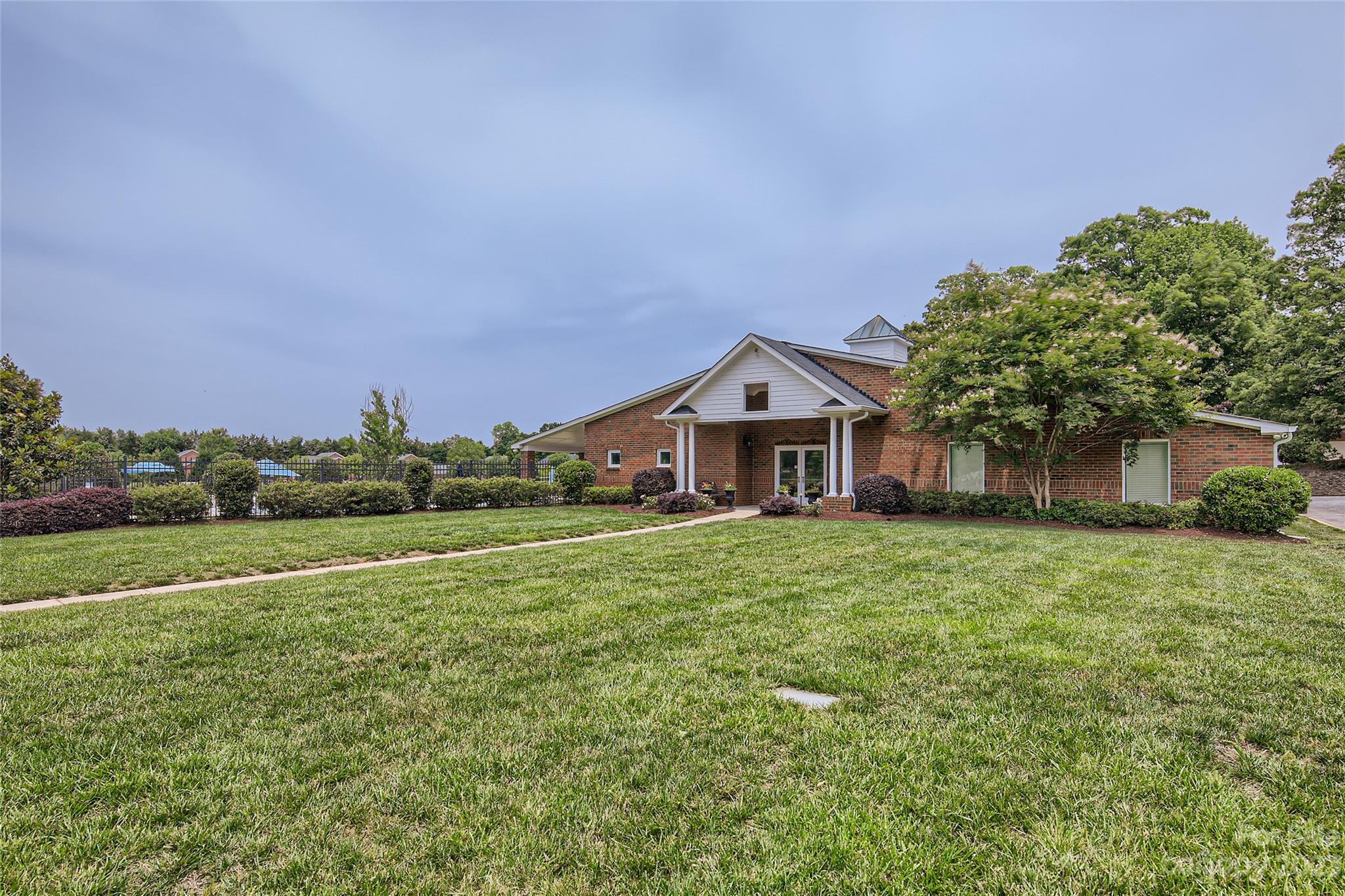 Beacon Knoll Villas - Residential