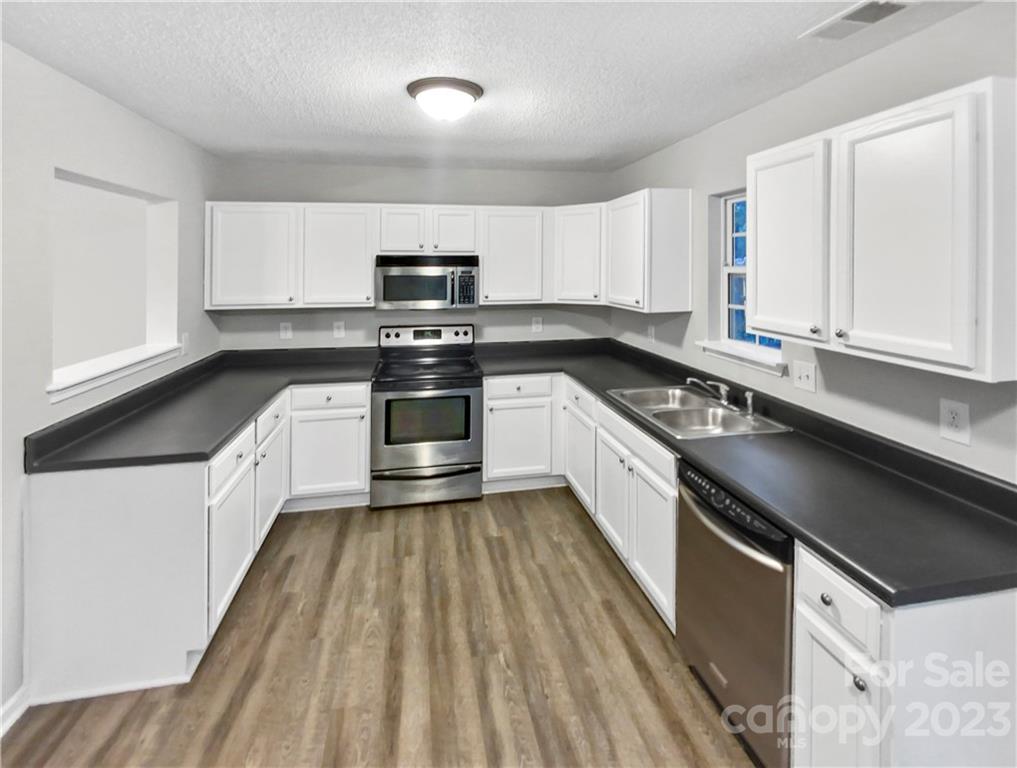 Village Green at Wellsbrook - Residential