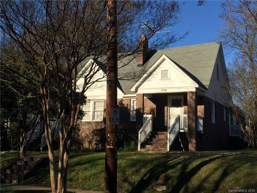Great investment in an excellent location in Wilmore.  Conveniently located to light rail, South End, Uptown. Do not disturb tenants.