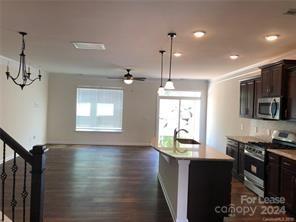 Savannah Townhomes - Residential Lease