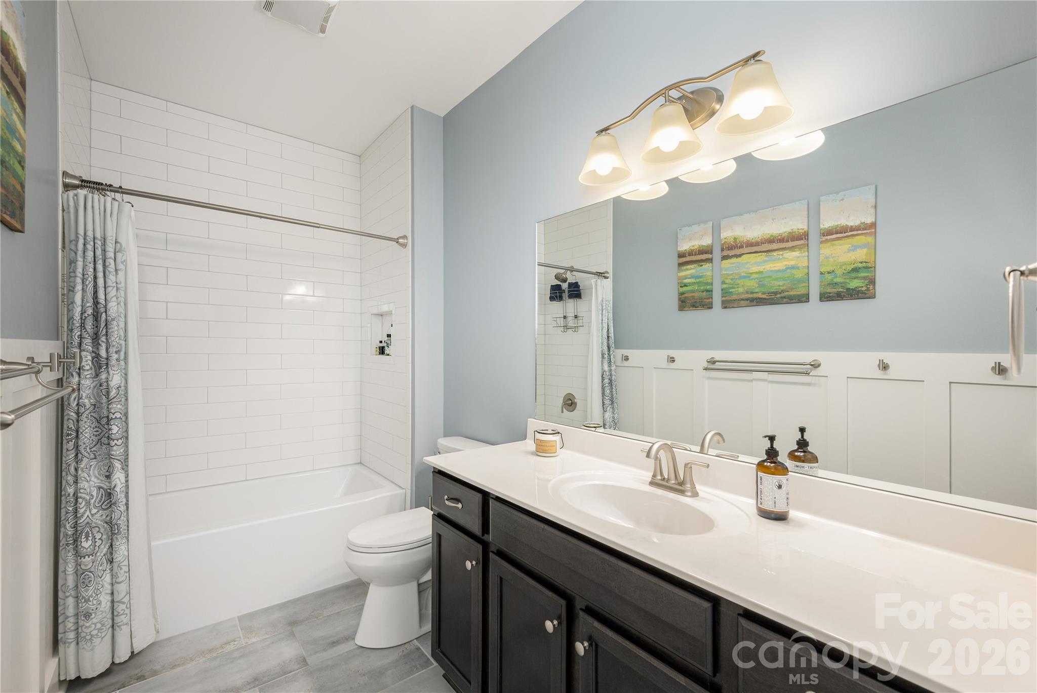 Hendersonville, North Carolina, 28739, United States, 3 Bedrooms Bedrooms, ,2 BathroomsBathrooms,Residential,Active,2042674