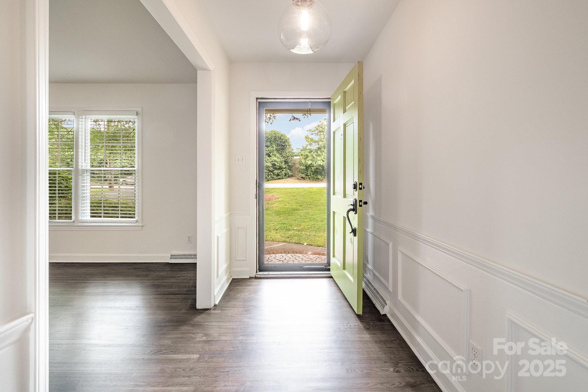 5926 Sharon Road