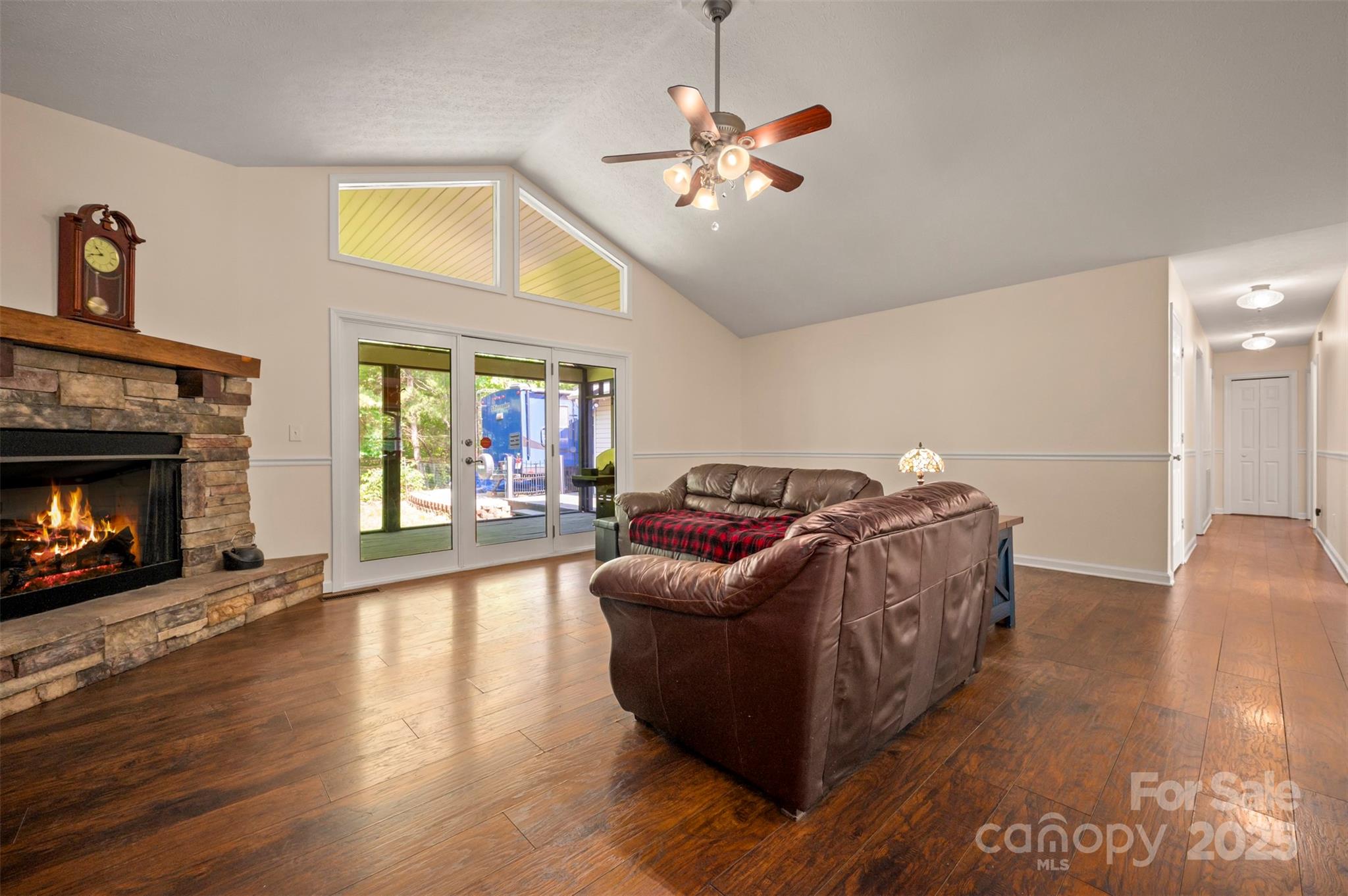 Lamplighter Ridge - Residential