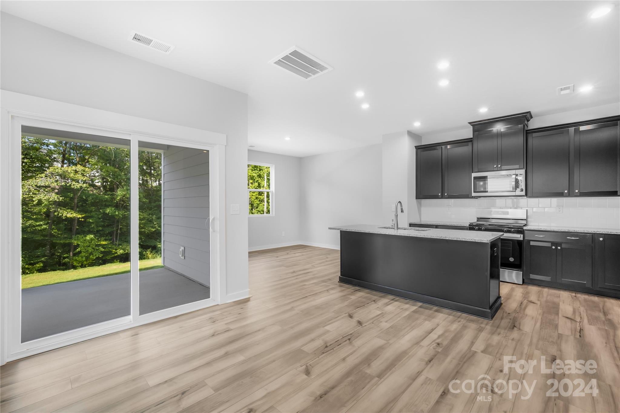 Griffith Lakes - Residential Lease