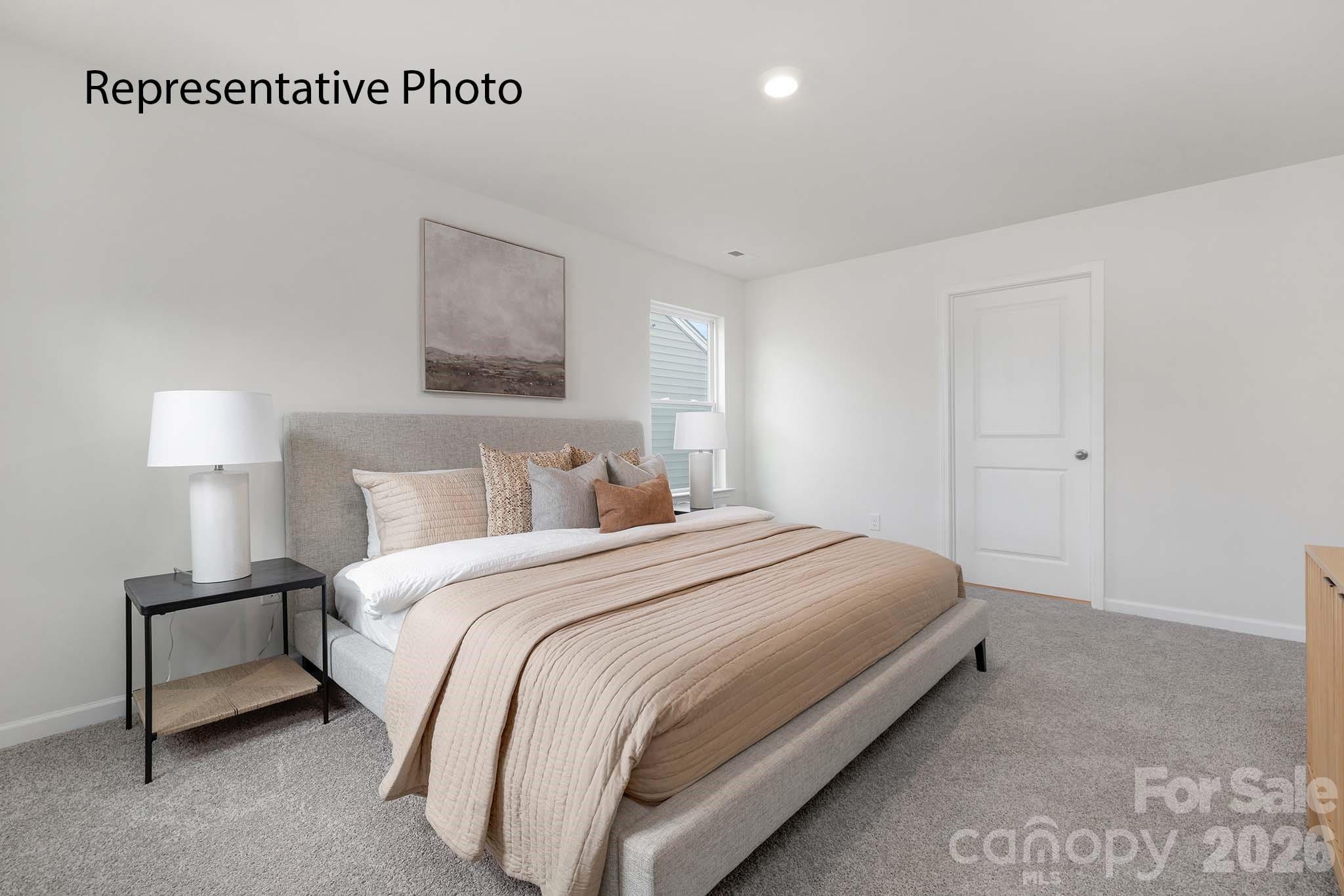 The Hamptons at Hickory - Residential