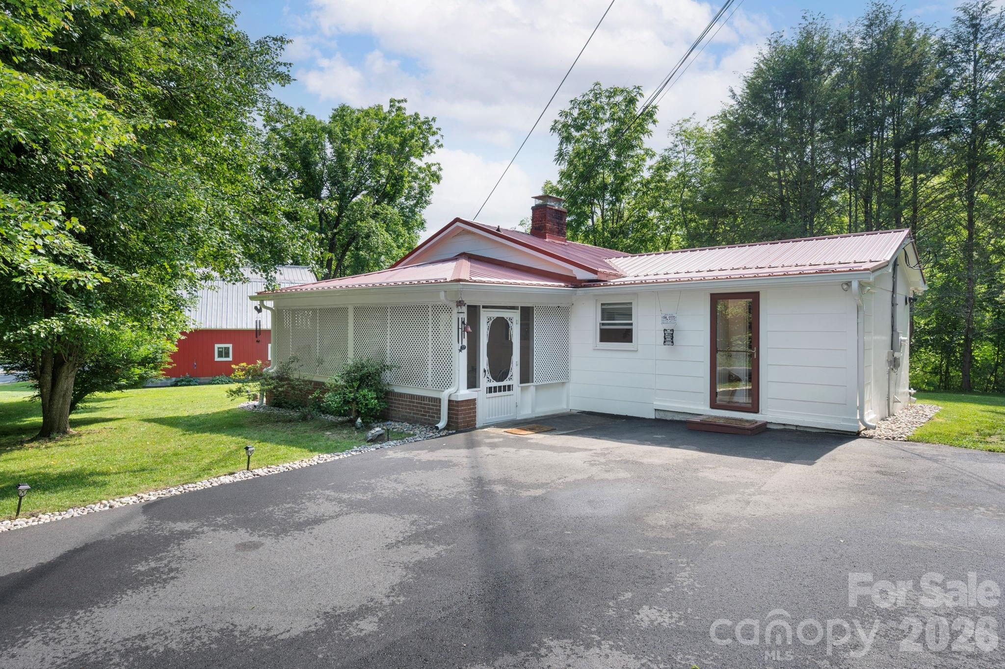 2896 Old Mars Hill Highway