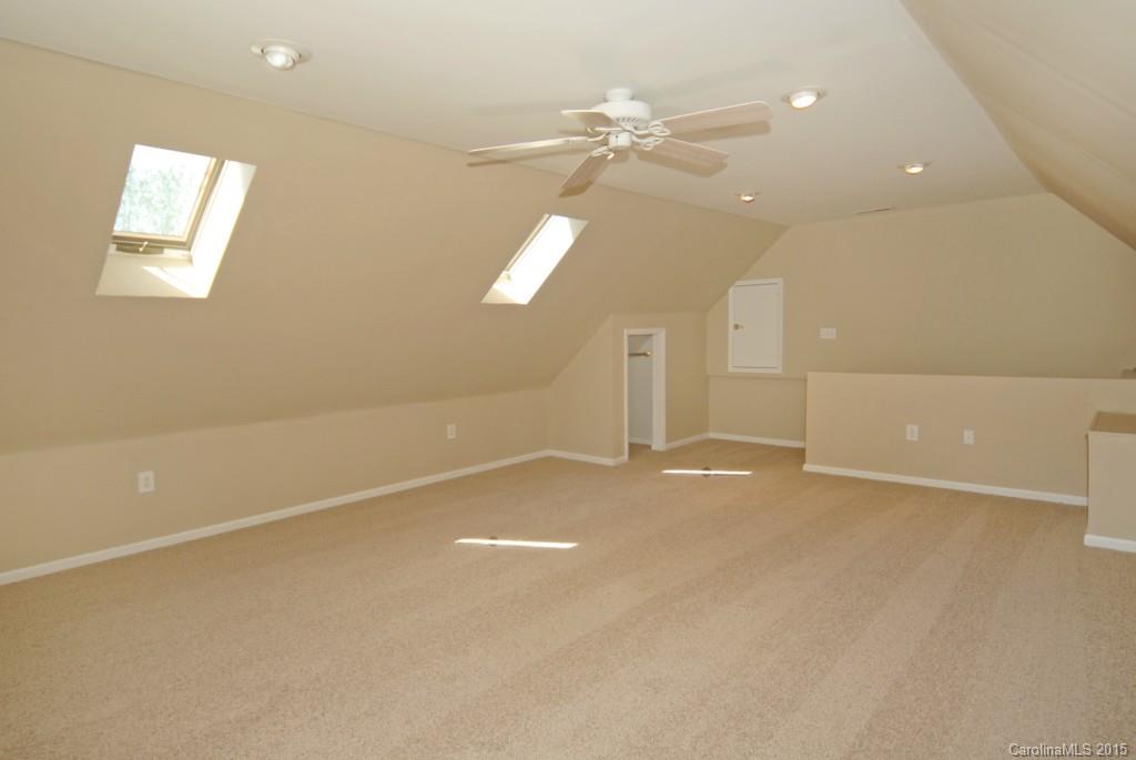 Blue Stone Harbor - Residential