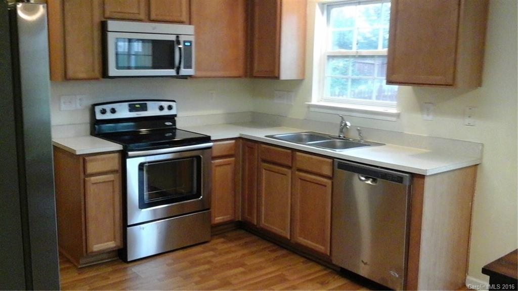 Moss Creek Village - Residential