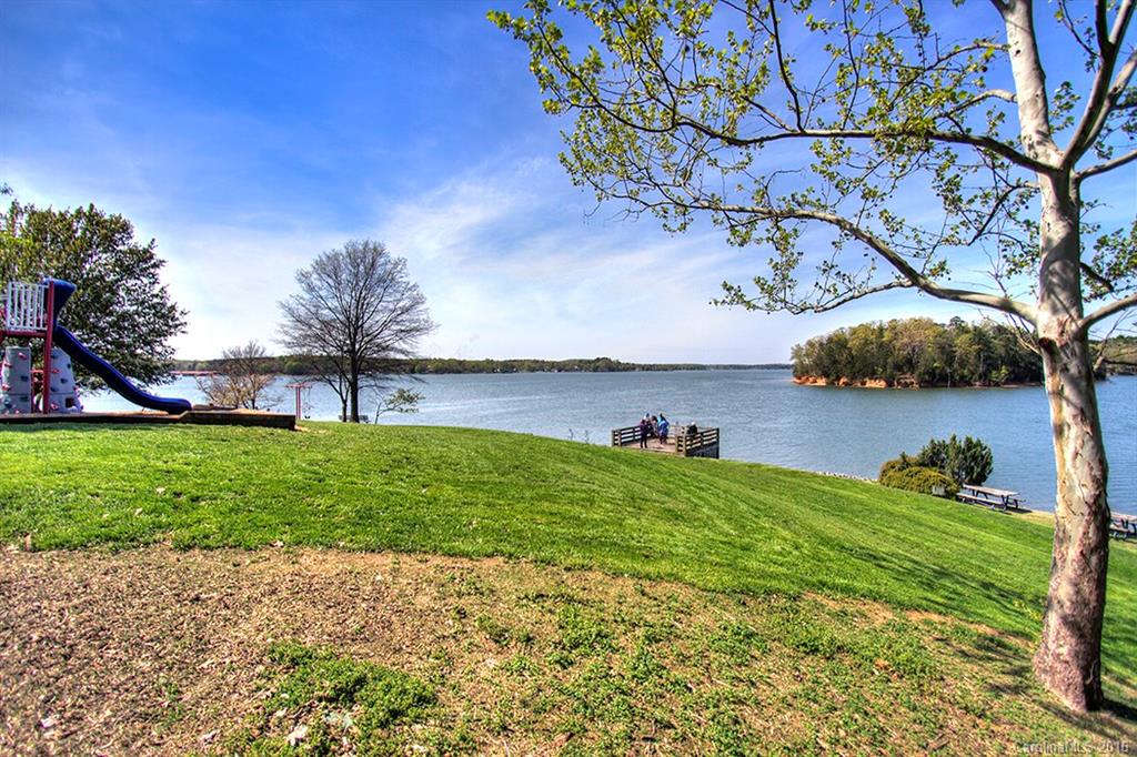 Tega Cay - Residential