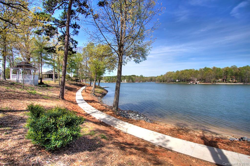 Tega Cay - Residential