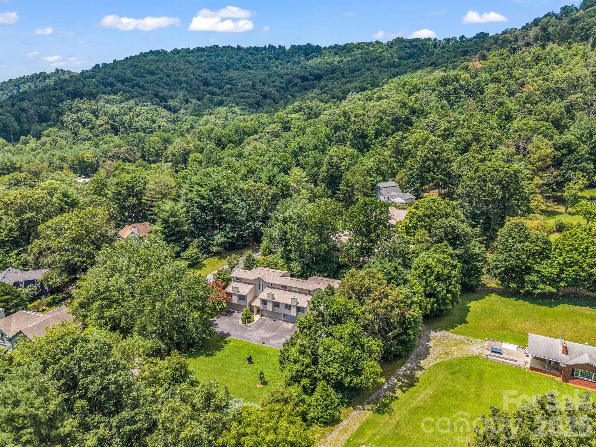 103 Shadowbrook Drive