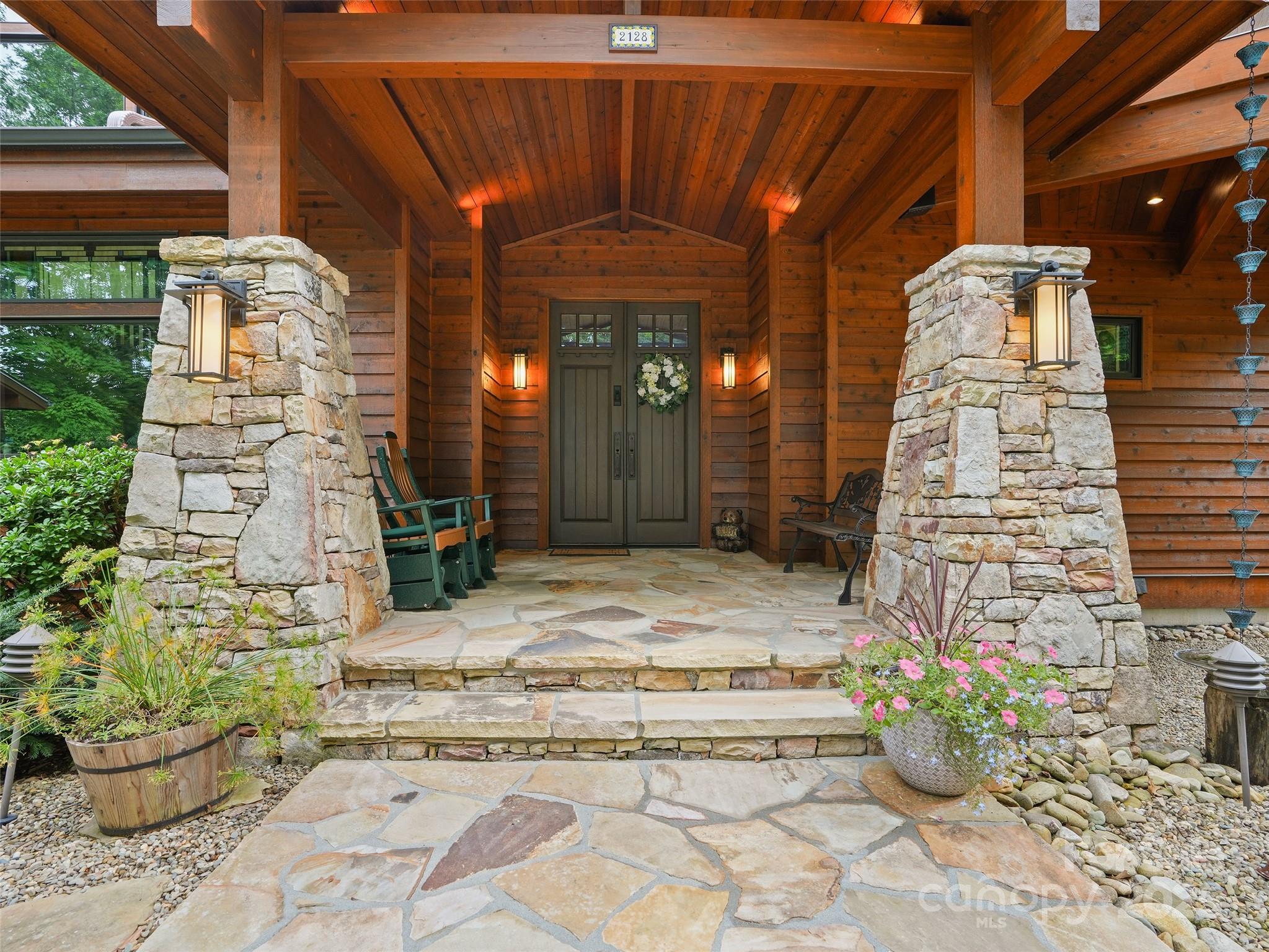 2128 Sleepy Hollow Drive