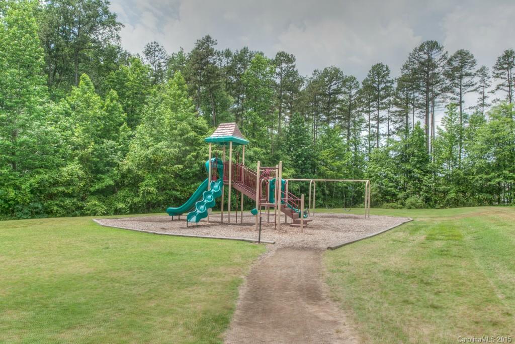 Chestnut Oaks - Residential