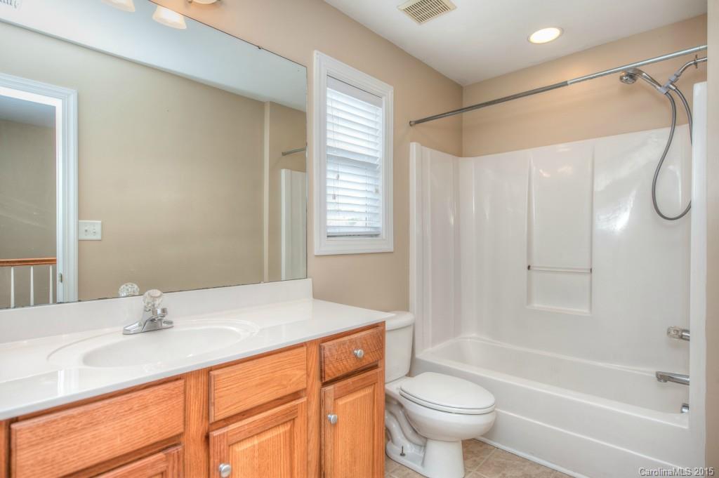 Chestnut Oaks - Residential