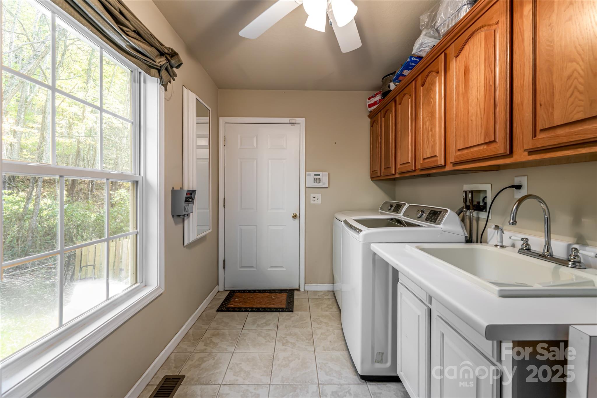 Crestview Pointe - Residential