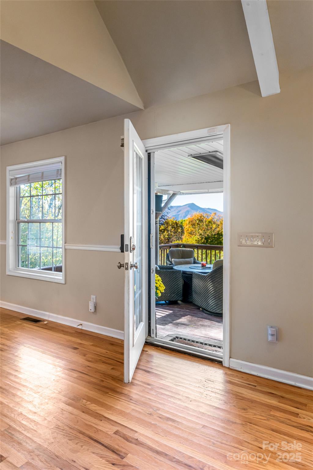 Crestview Pointe - Residential