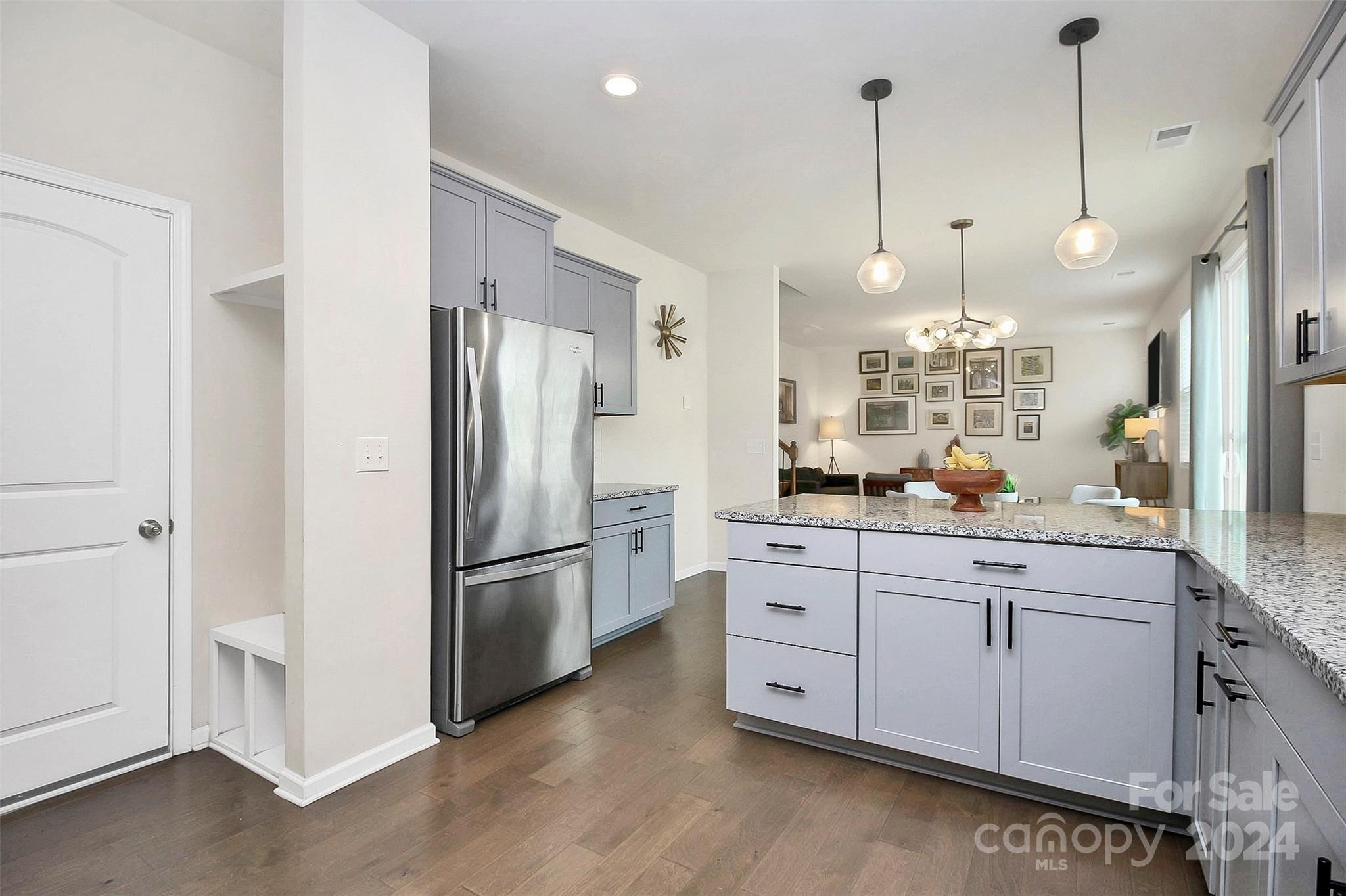 Kings Grove Manor - Residential