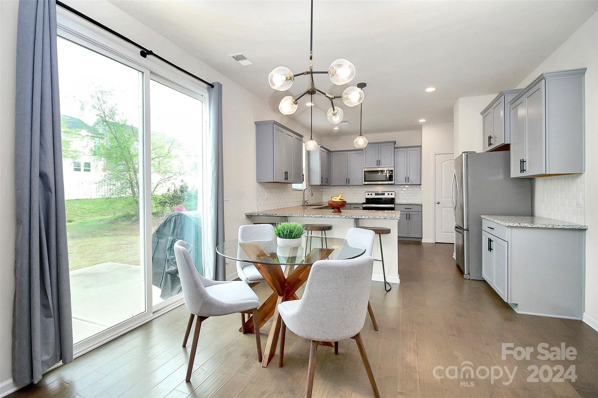 Kings Grove Manor - Residential