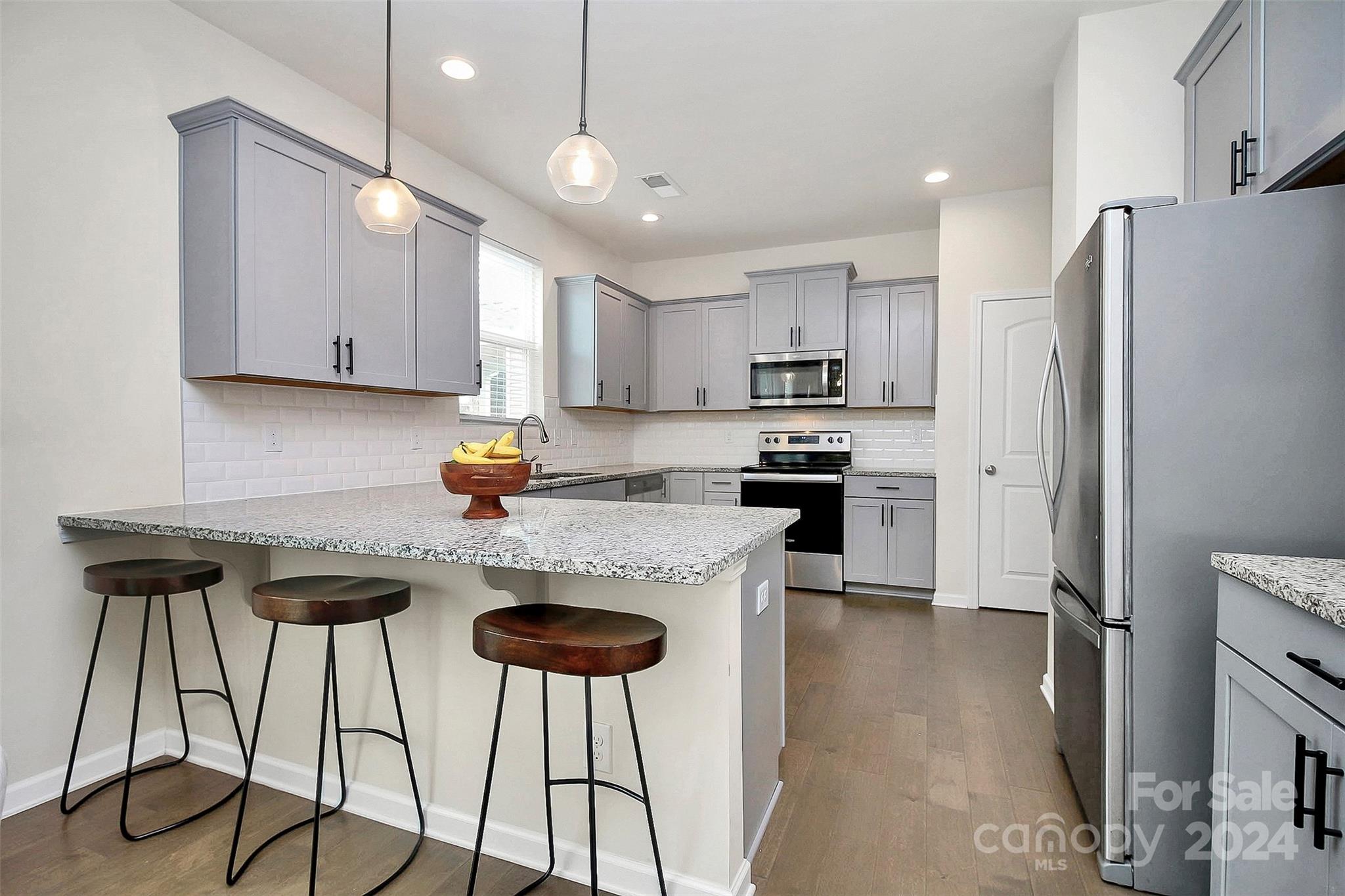 Kings Grove Manor - Residential