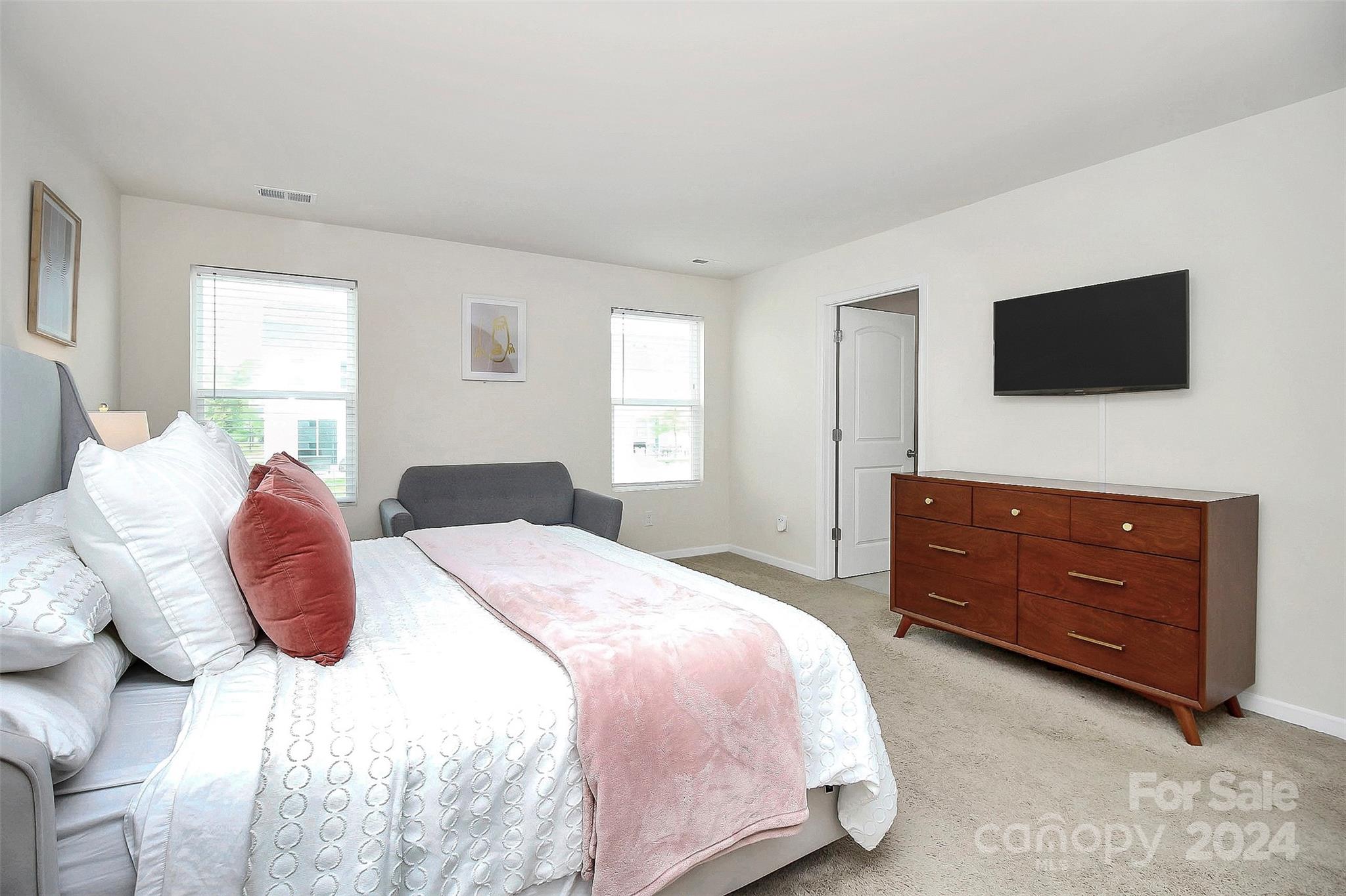 Kings Grove Manor - Residential