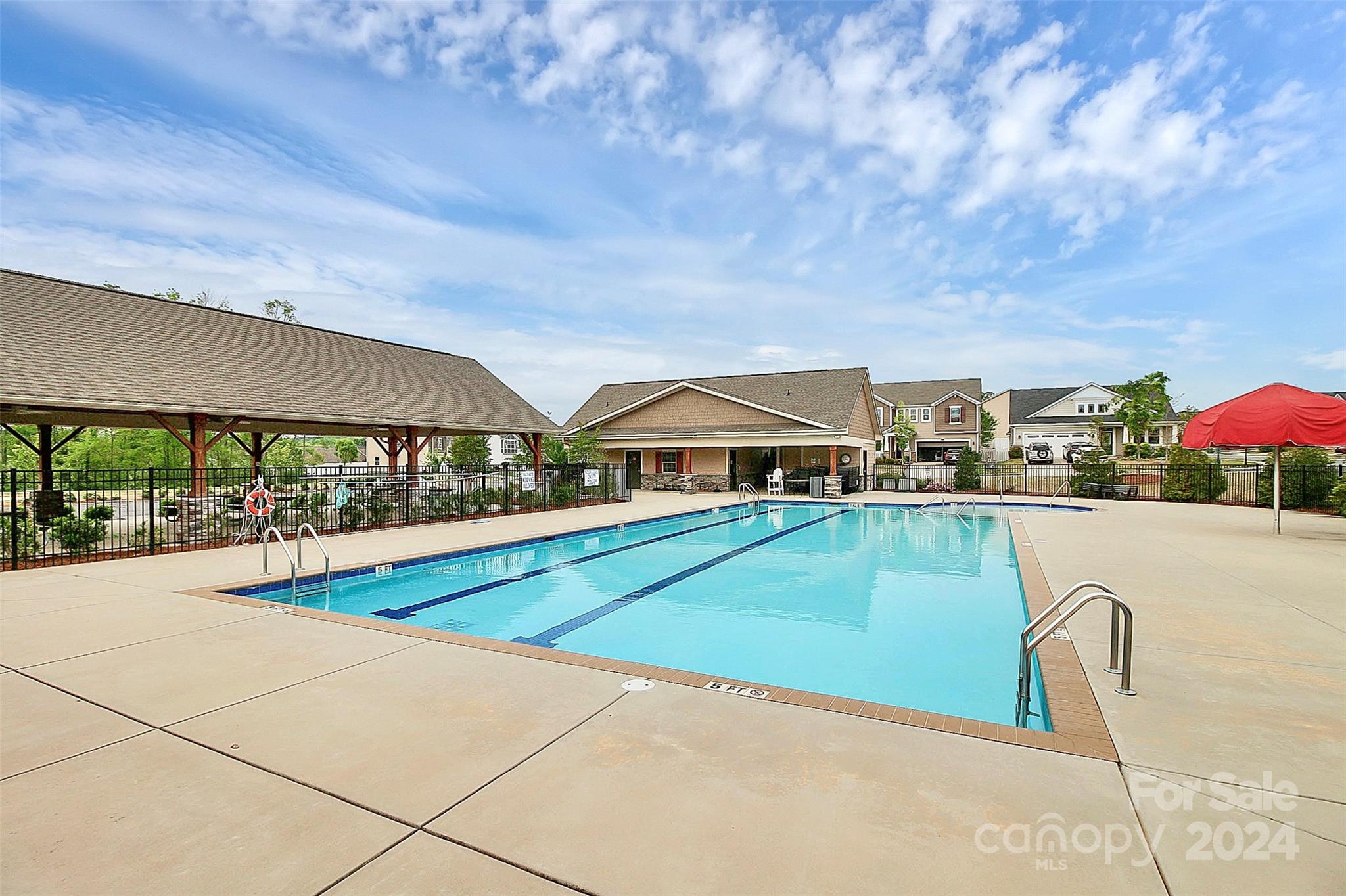 Kings Grove Manor - Residential