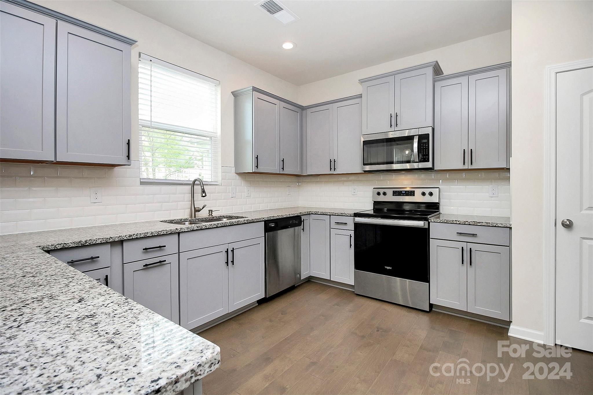 Kings Grove Manor - Residential