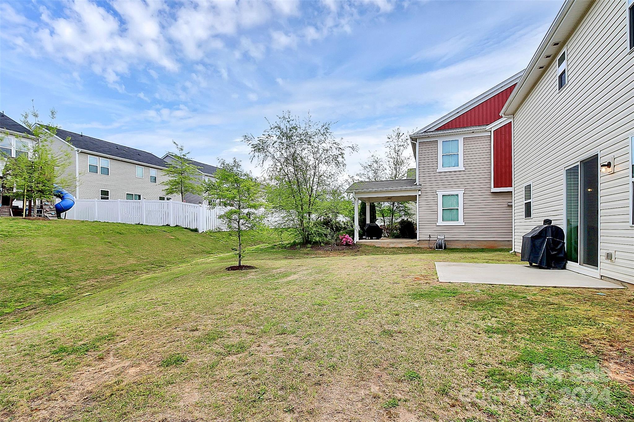 Kings Grove Manor - Residential