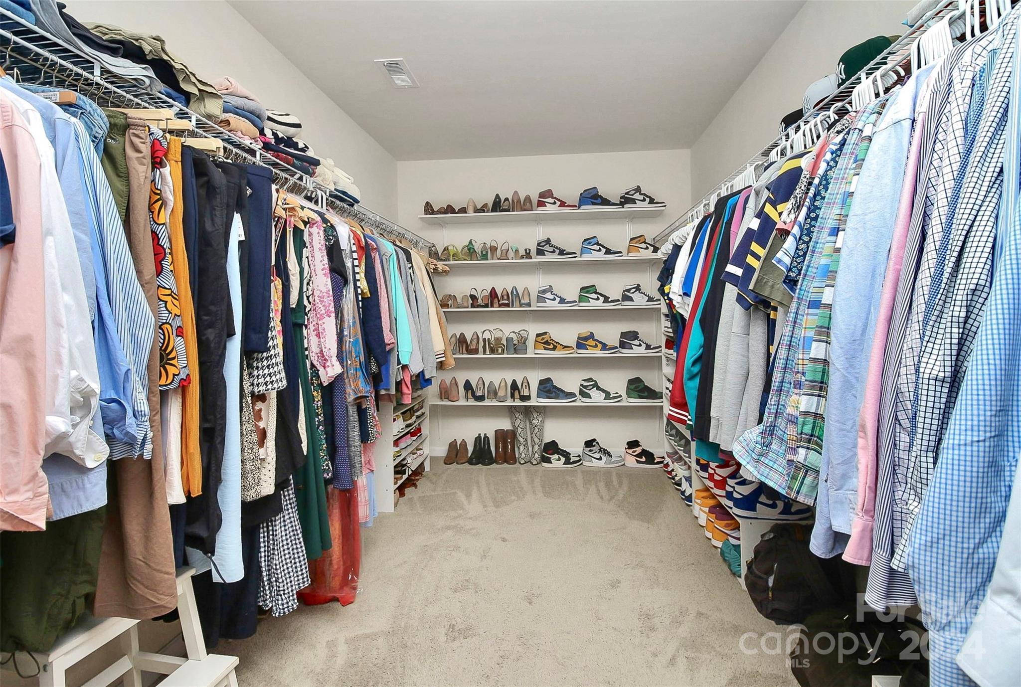 Kings Grove Manor - Residential