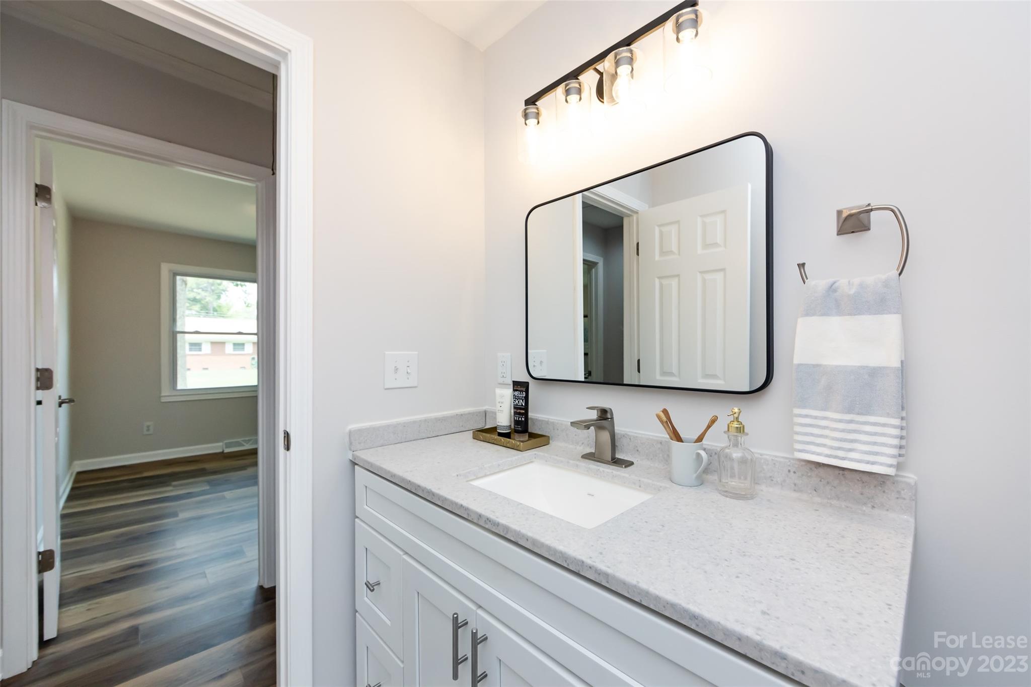 Robinhood Woods - Residential Lease