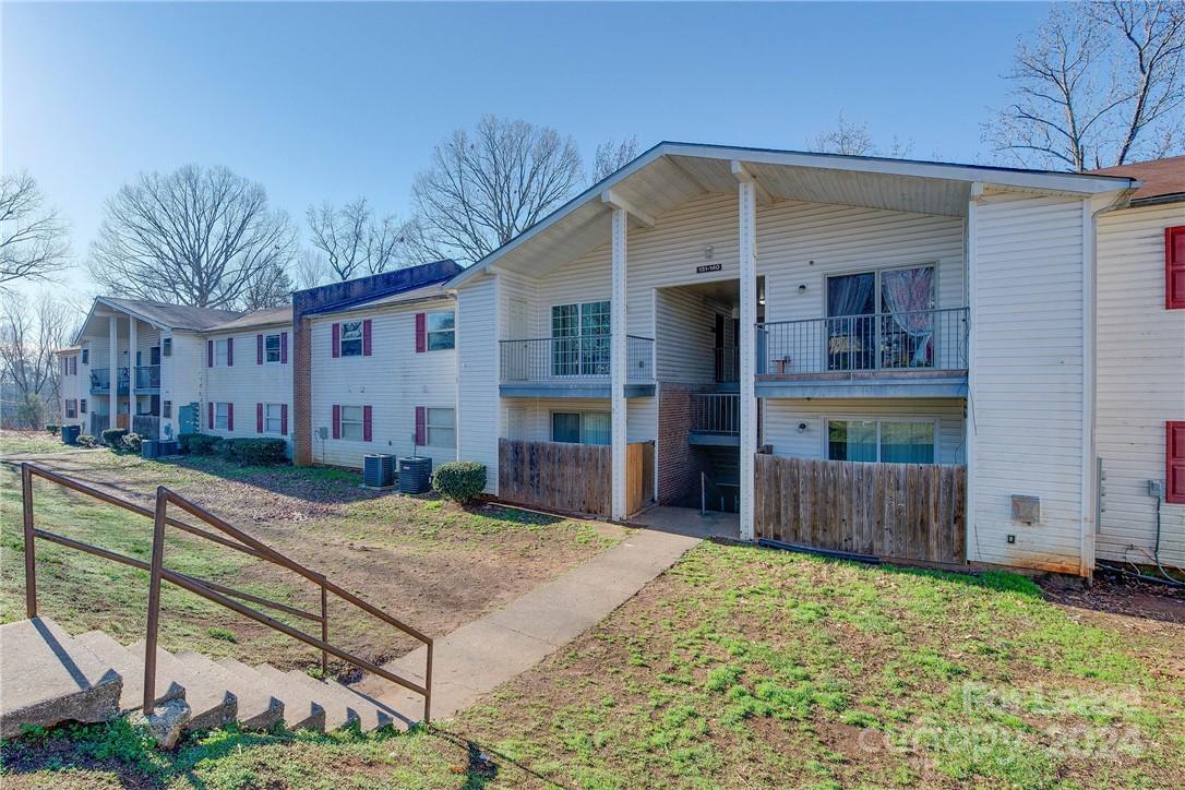 Montclaire South - Residential Lease