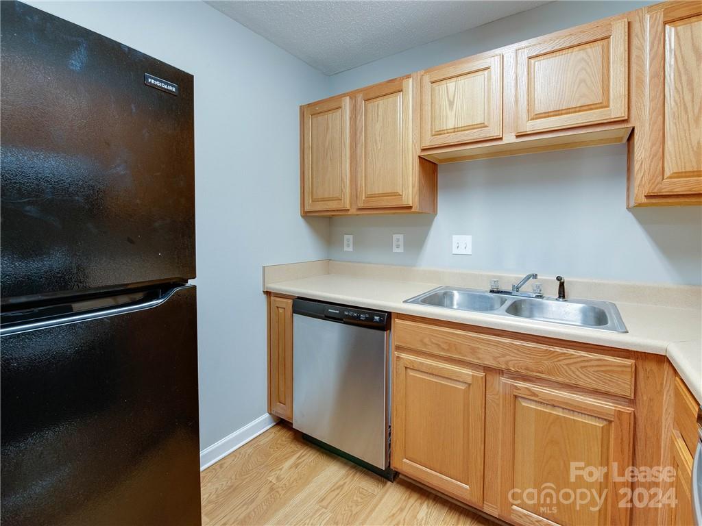 Montclaire South - Residential Lease