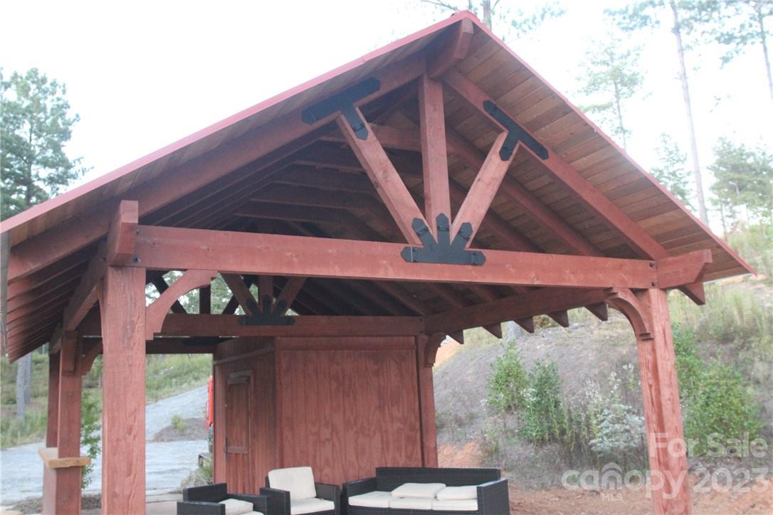 The Waterfront Club - Land