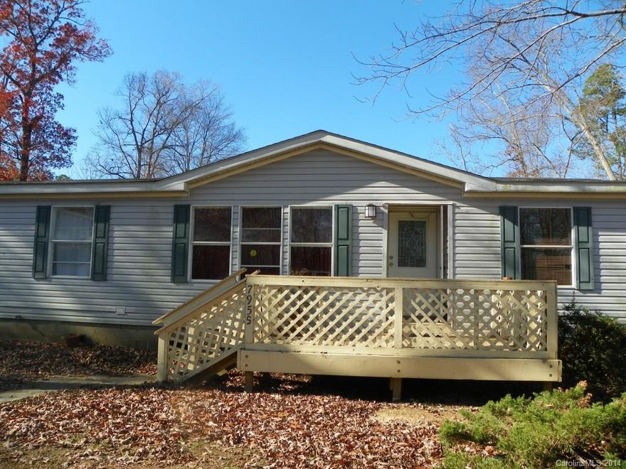 Great location with a country living feel but  minutes away from shopping and resturants. Home sold as is. Owner financing available with 15% or greater down payment.