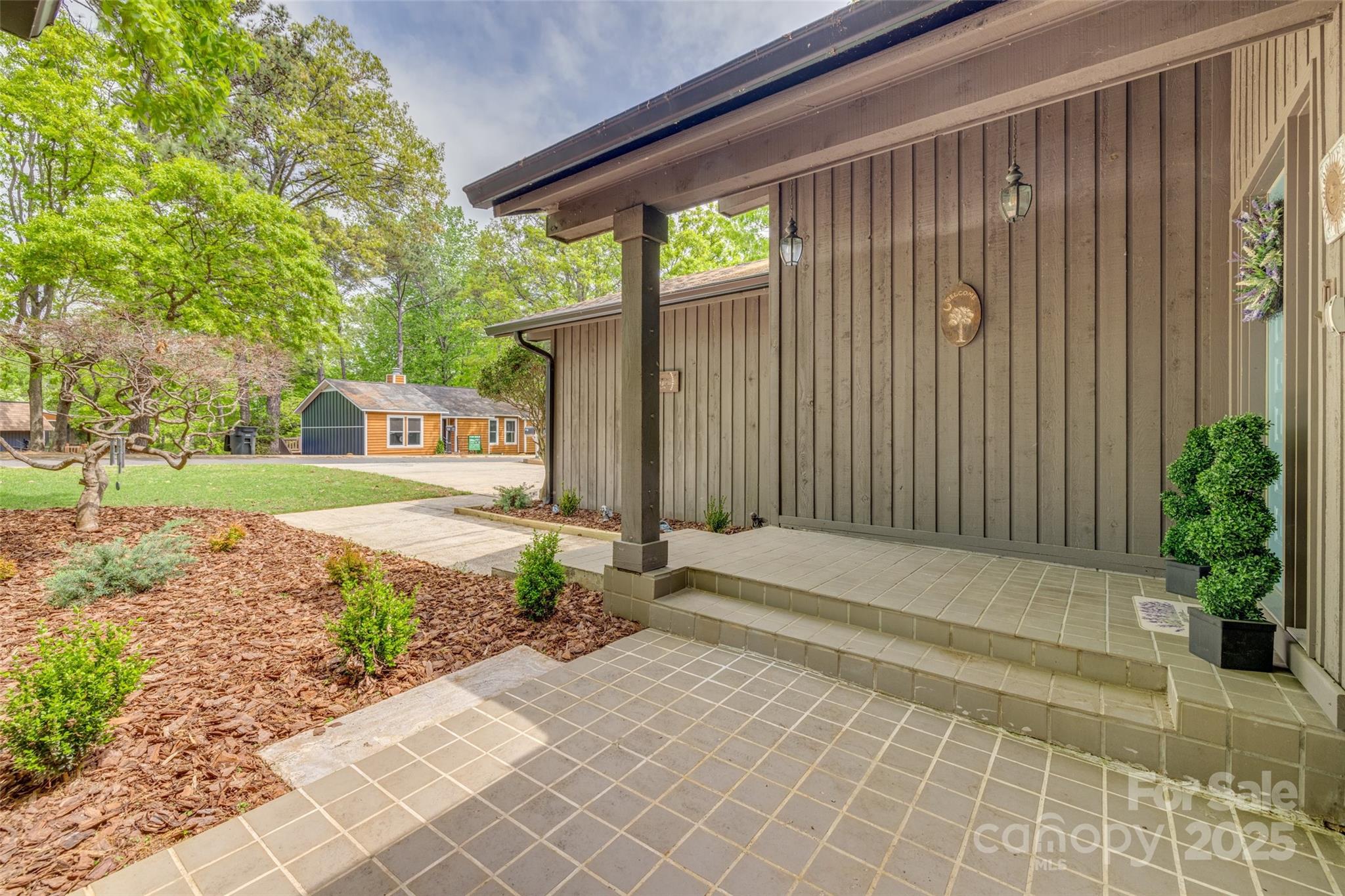 Tega Cay - Residential