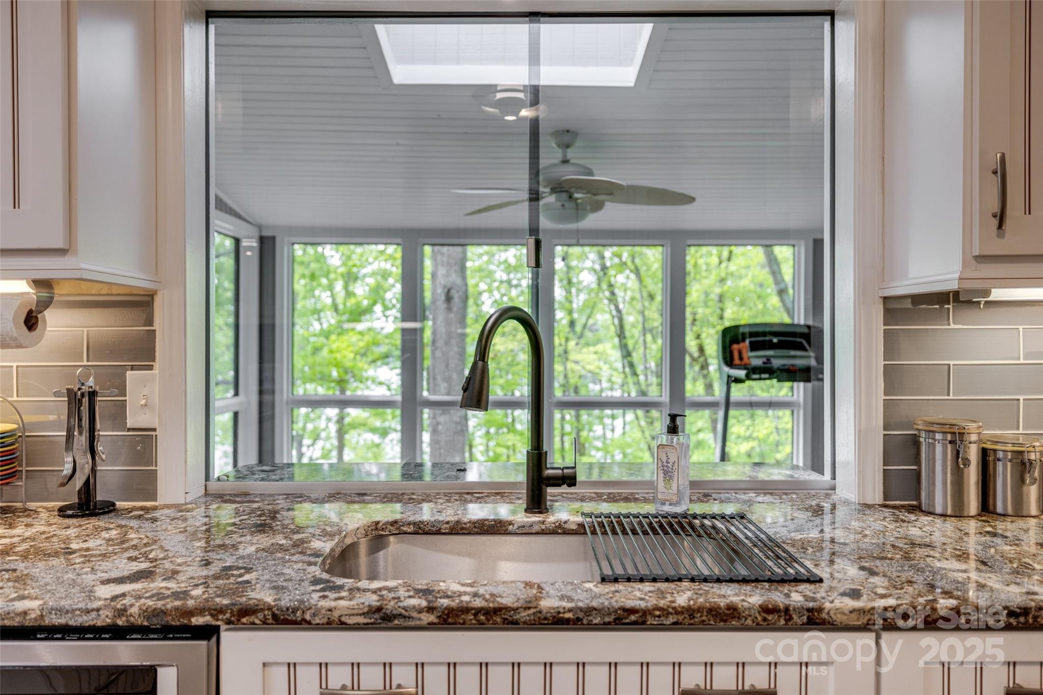 Tega Cay - Residential