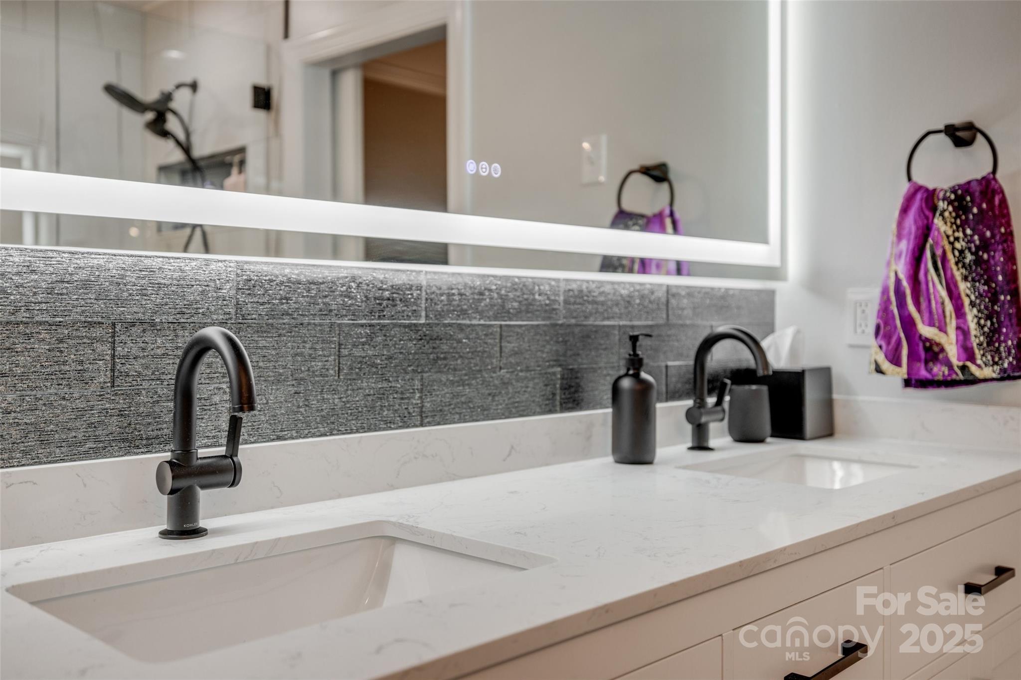 Tega Cay - Residential