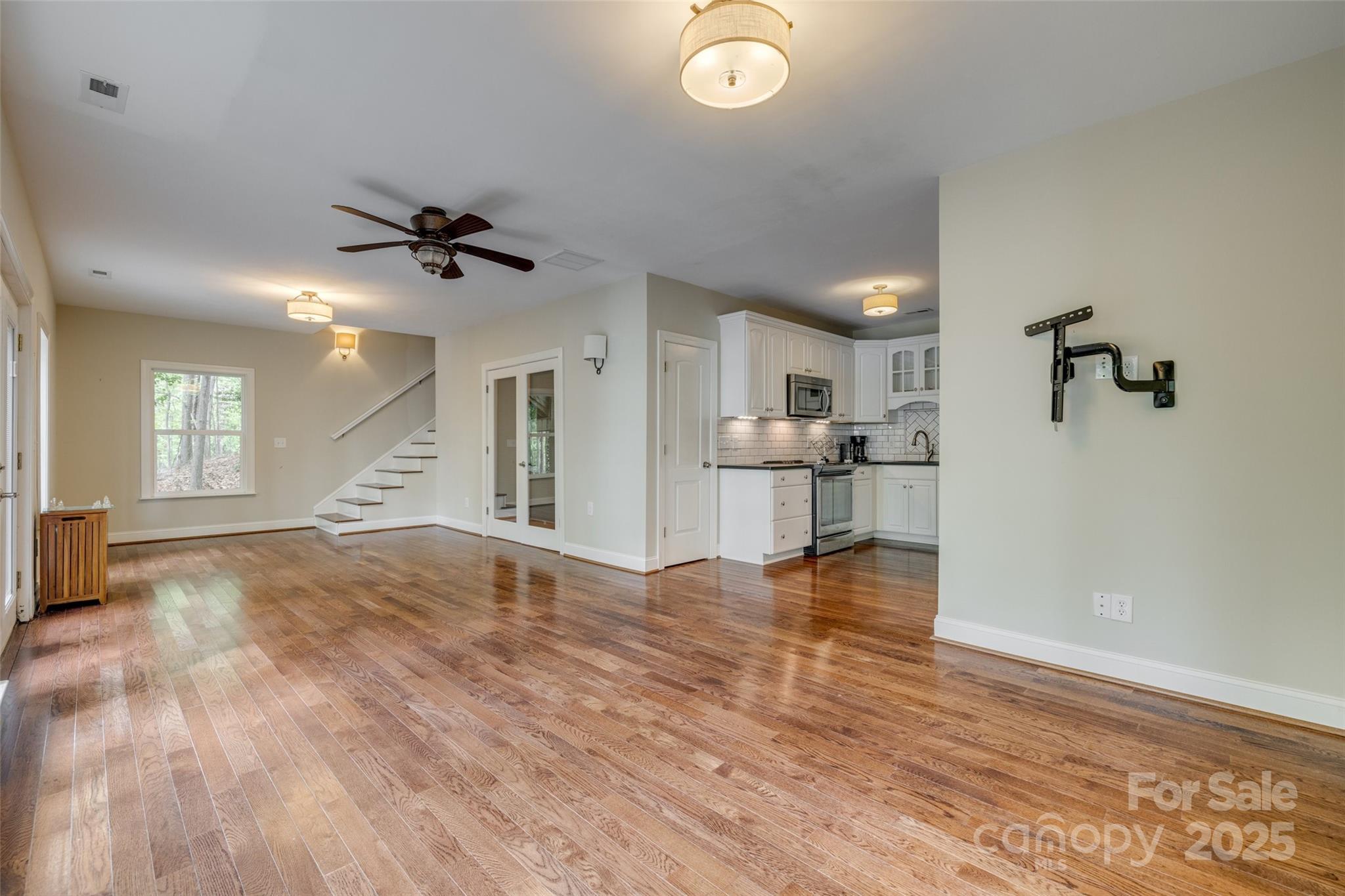 Tega Cay - Residential