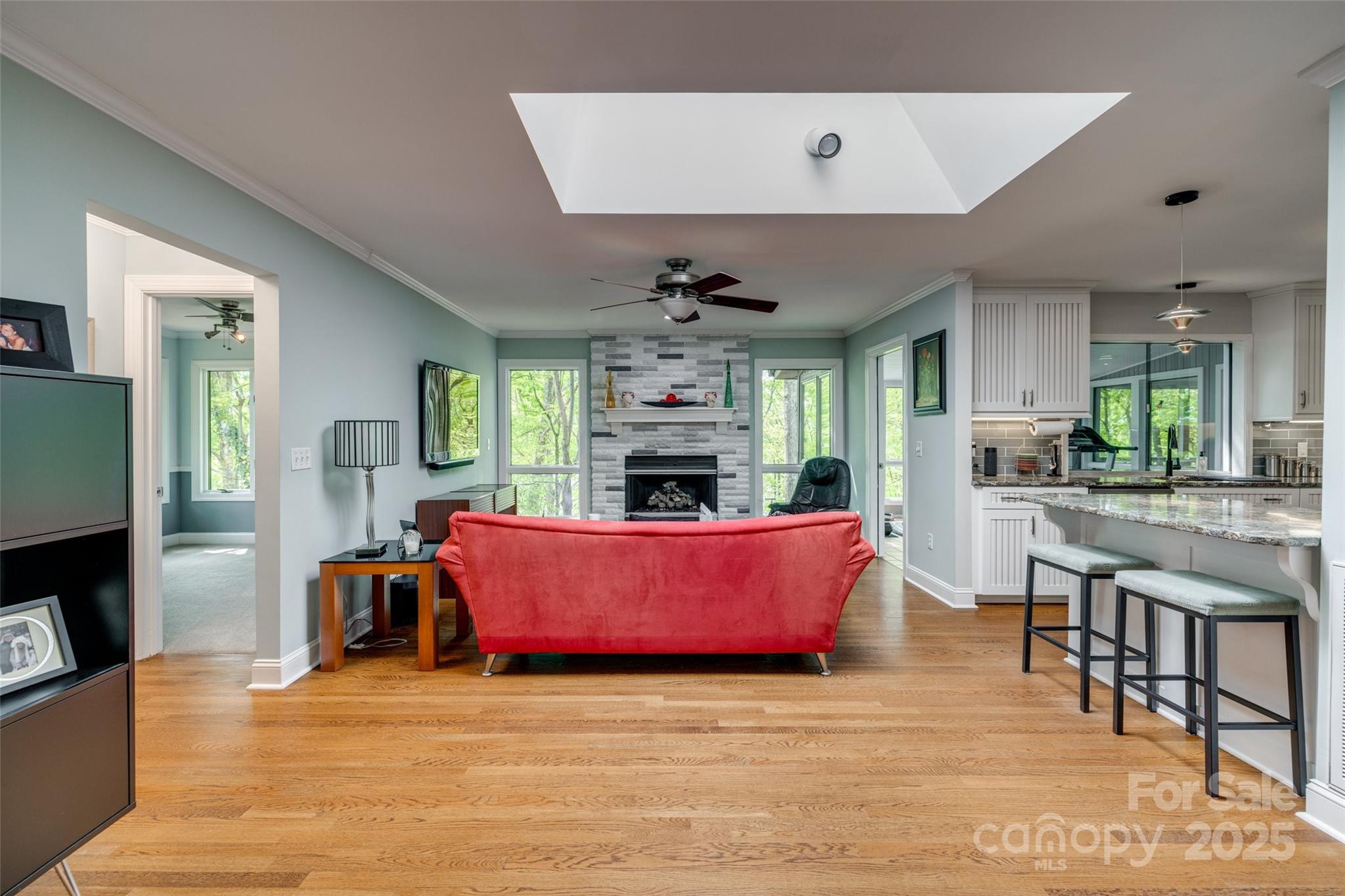 Tega Cay - Residential