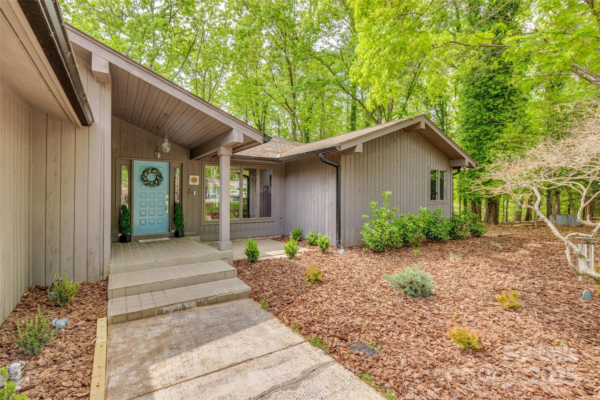 Tega Cay - Residential