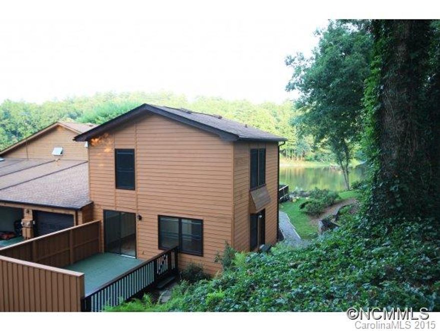 Extremely well cared for, desirable, two story end unit 14B that includes hardwood floors and granite counters in the kitchen.  Private and quiet is what you can expect in Willow Lake.