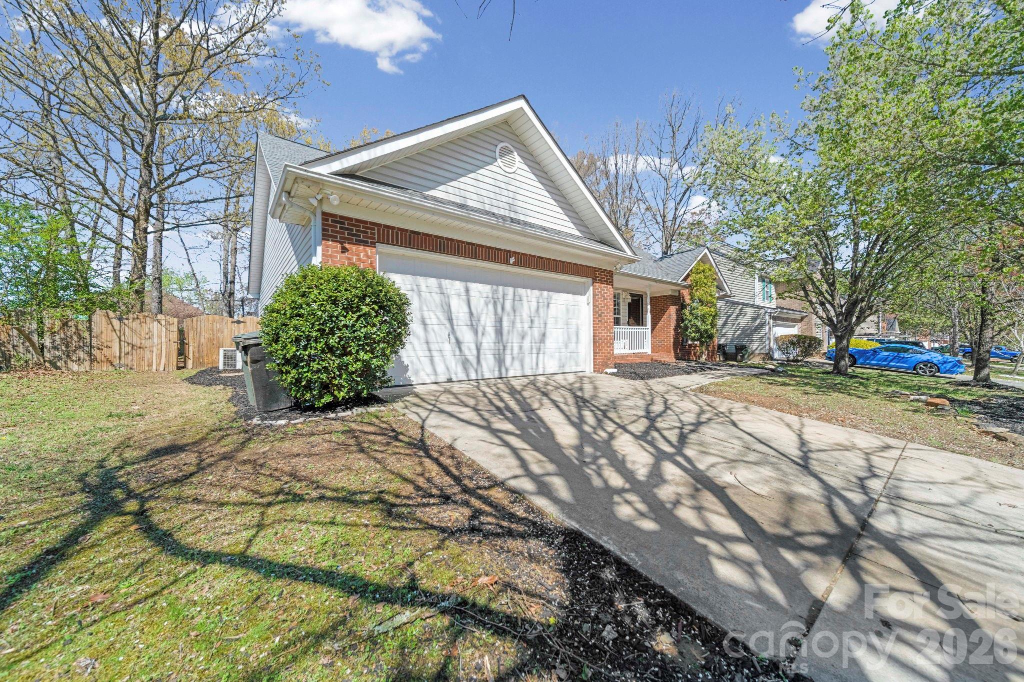 1613 Winthrop Lane 100