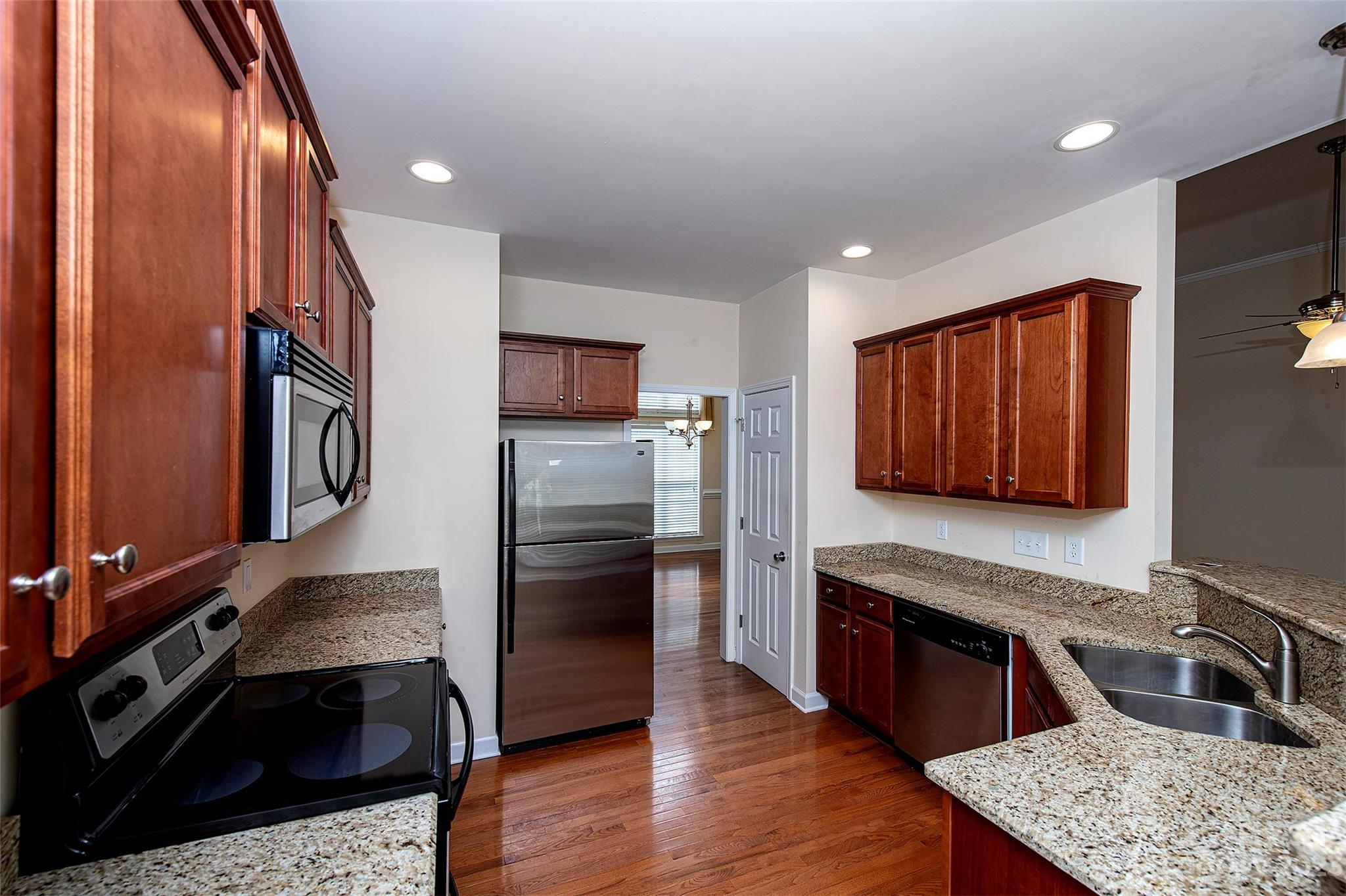 StoneRidge Lakes - Residential